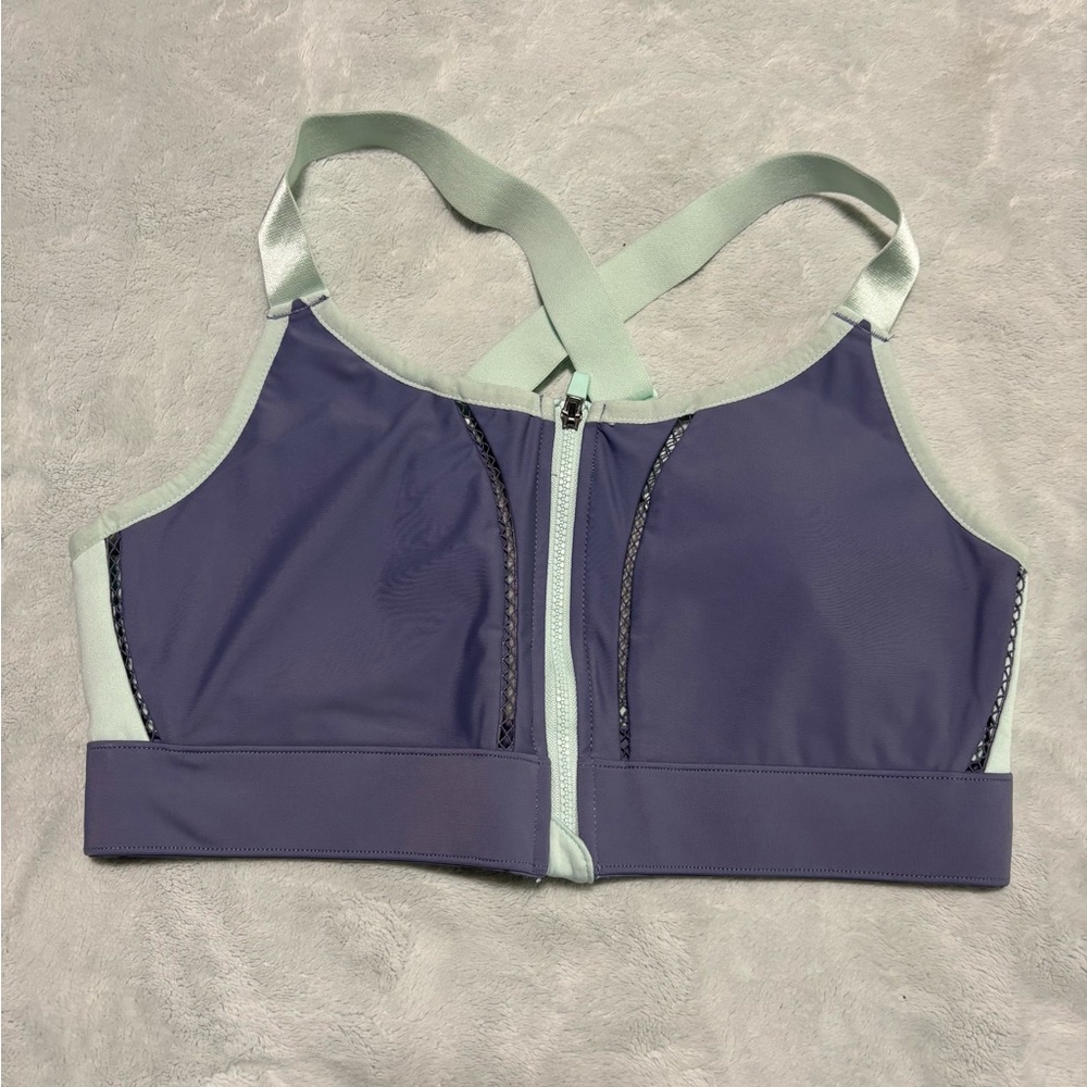Fabletics Greyish Purple and Mint Sports Bra NWOT
